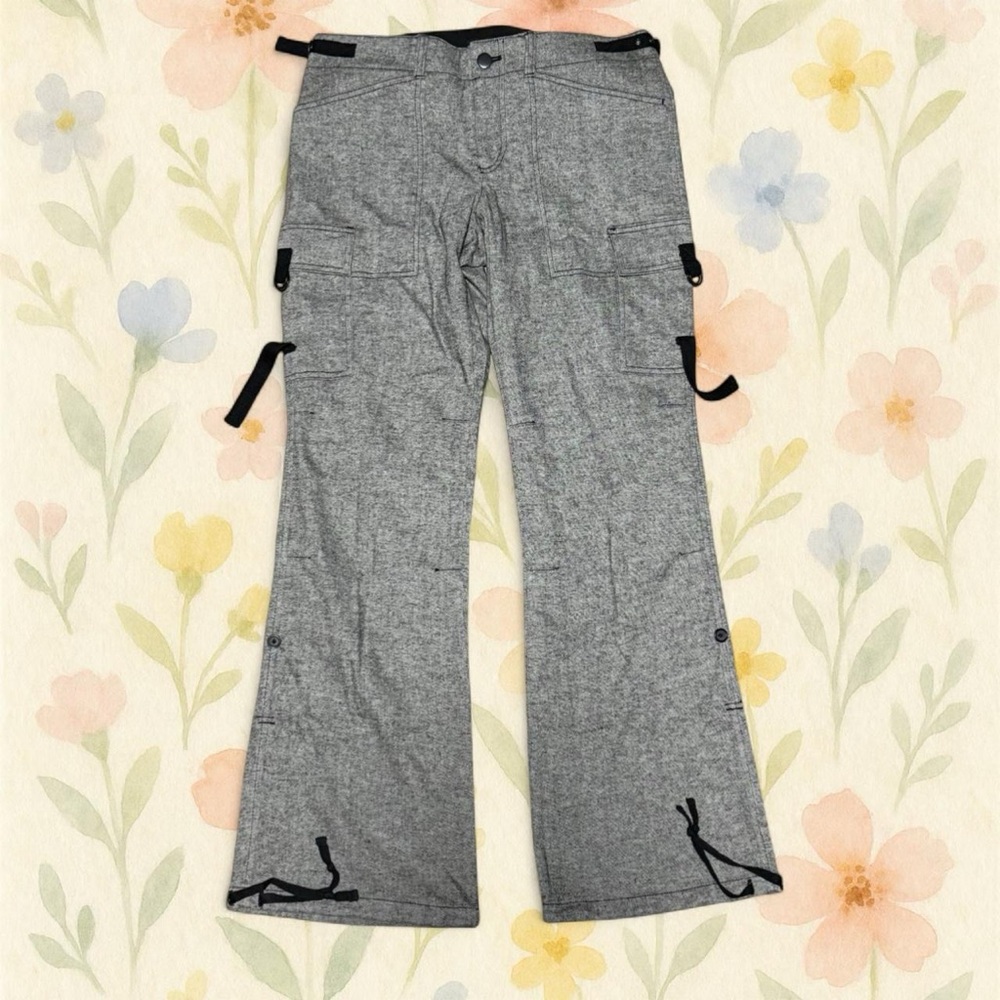 Express Women’s Gray Cargo Pants Size 10 Wide Leg Y2K Utility wool blend